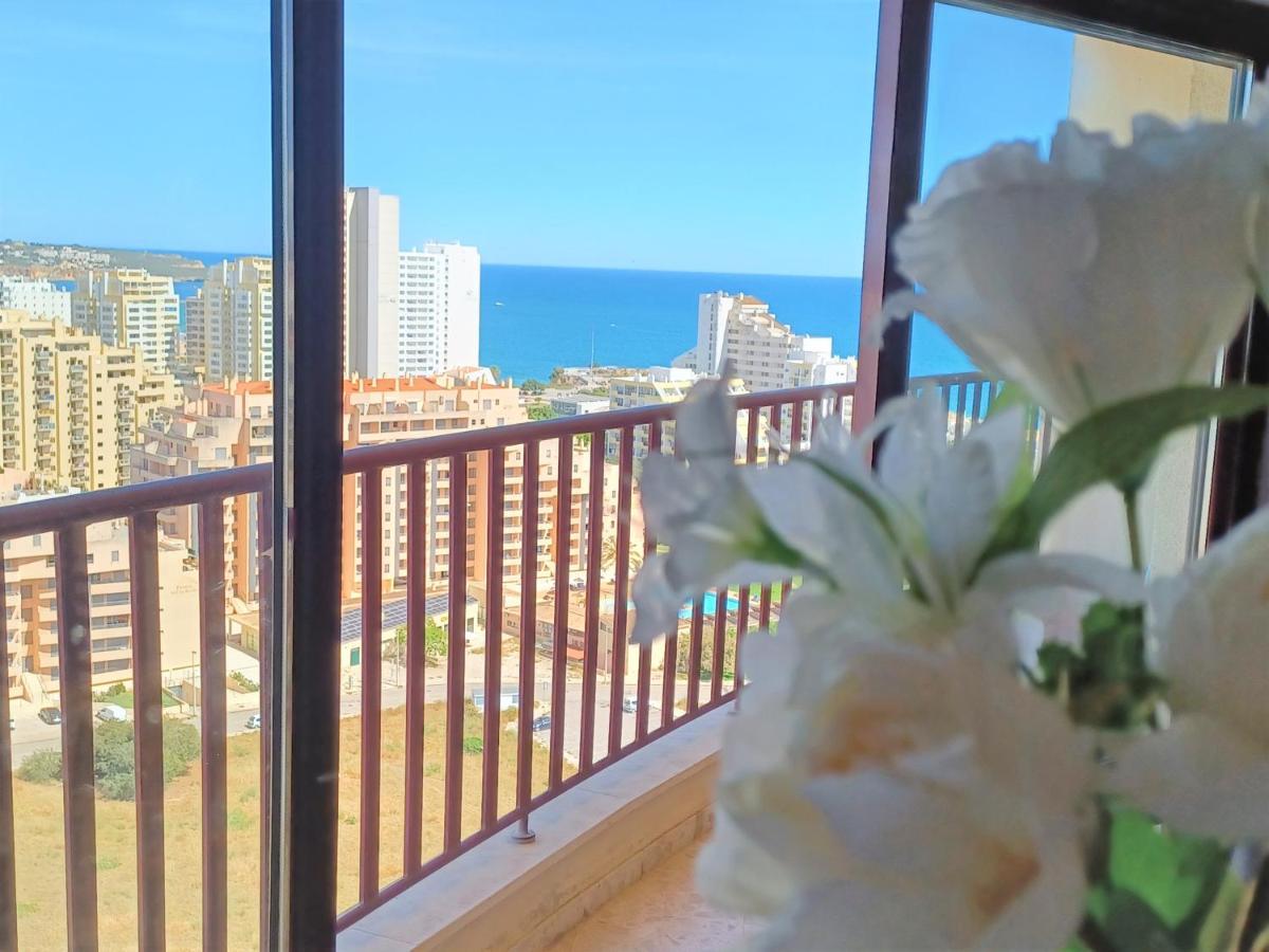Sunny Dreams Apartment - Praia Mar Портиман Екстериор снимка