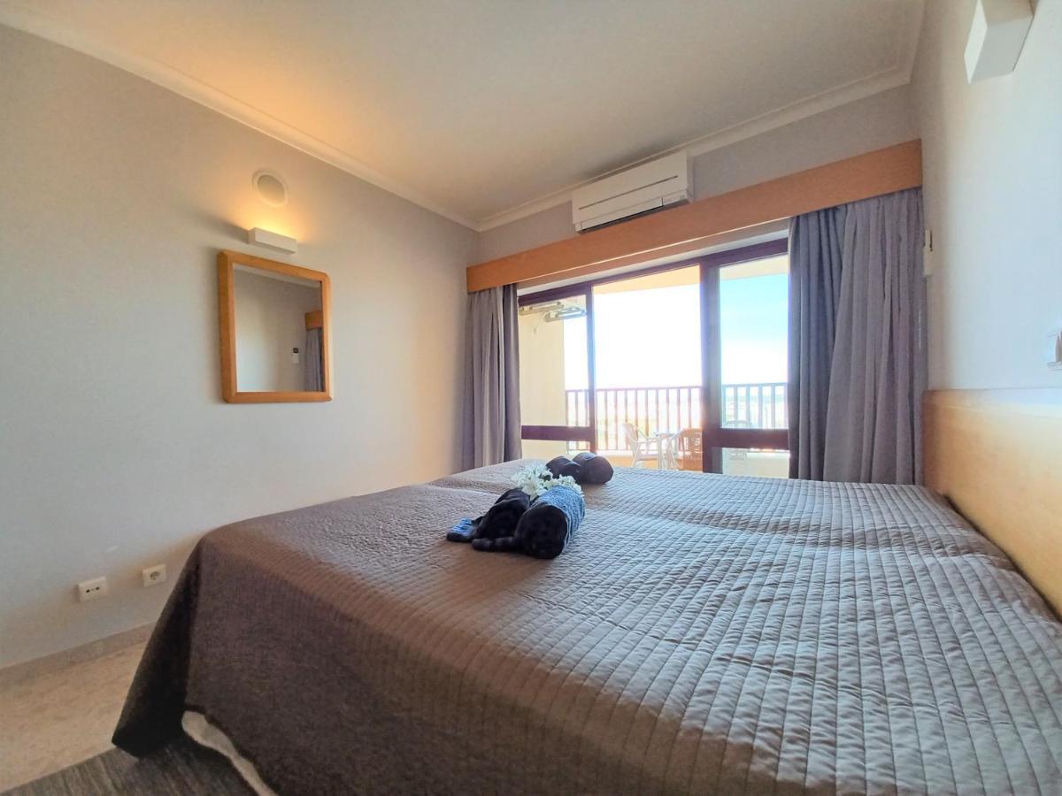 Sunny Dreams Apartment - Praia Mar Портиман Екстериор снимка